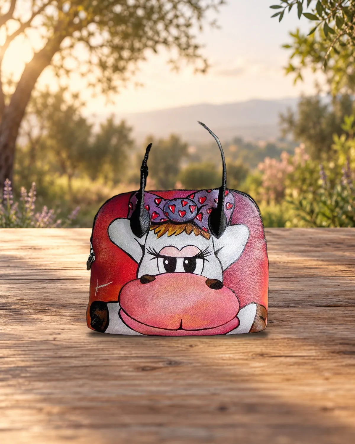 Mucca rosa, borsa dipinta a mano