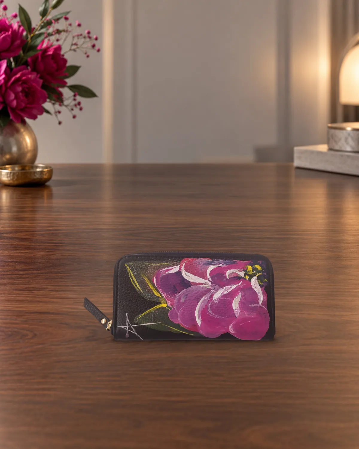 Fiore fucsia, borsa dipinta a mano