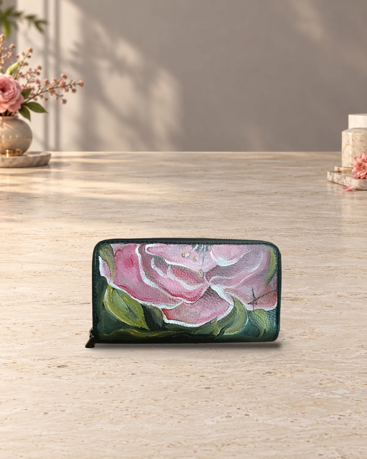 Rosa, borsa dipinta a mano